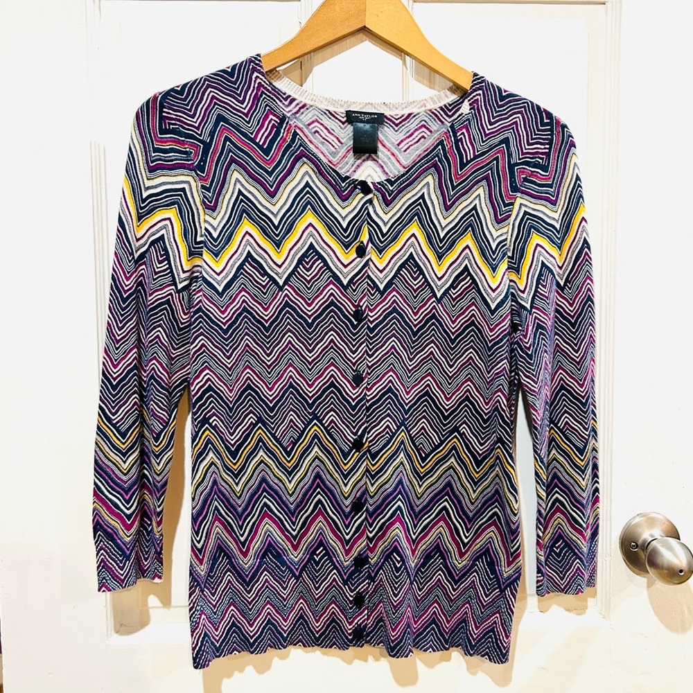 ANN TAYLOR Purple, Pink & Yellow Chevron Cardigan Preppy Office Workwear Size M
